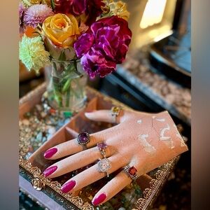 Vtg MANNEQUIN HAND w/ 5 RINGS